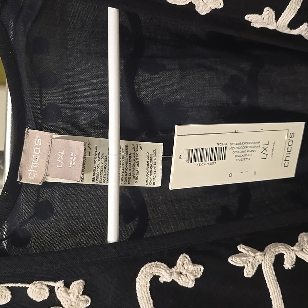 Chicos Black And White Embrodaird Kimono Size L/XL NWT - Picture 2 of 8